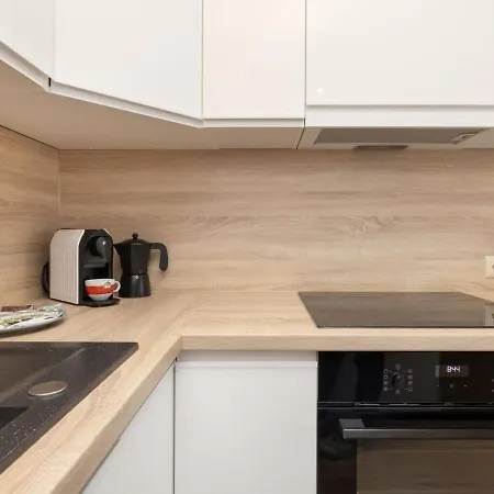 Heart Of With Terrace & Old Town View