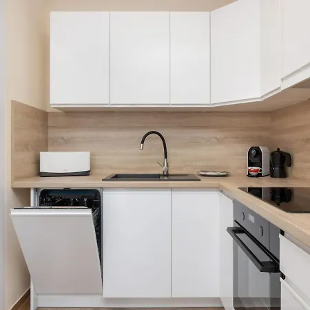 شقة Heart Of With Terrace & Old Town View كولوبرزيغ